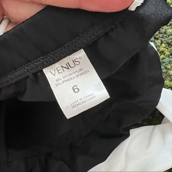 Venus Aphrodite One-Piece 6 - Picture 5 of 5